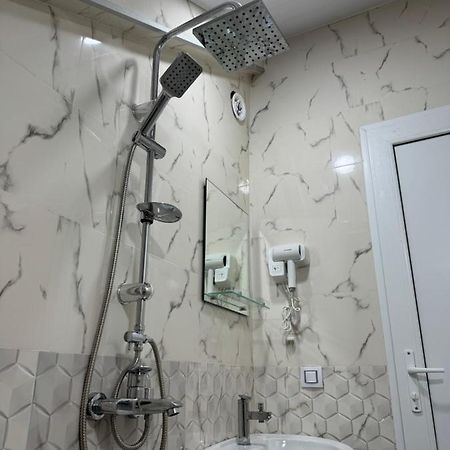 Nikita'S Old Tbilisi Apartment Luaran gambar