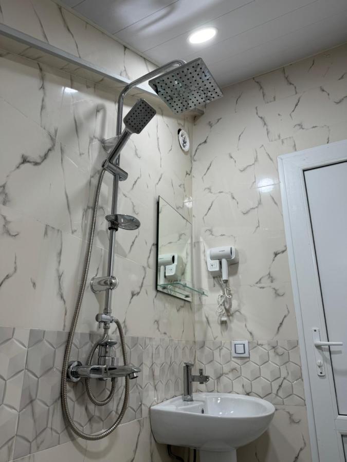 Nikita'S Old Tbilisi Apartment Luaran gambar